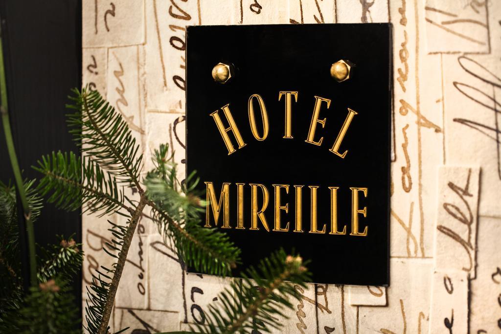 Le Mireille Hotell Paris Exteriör bild